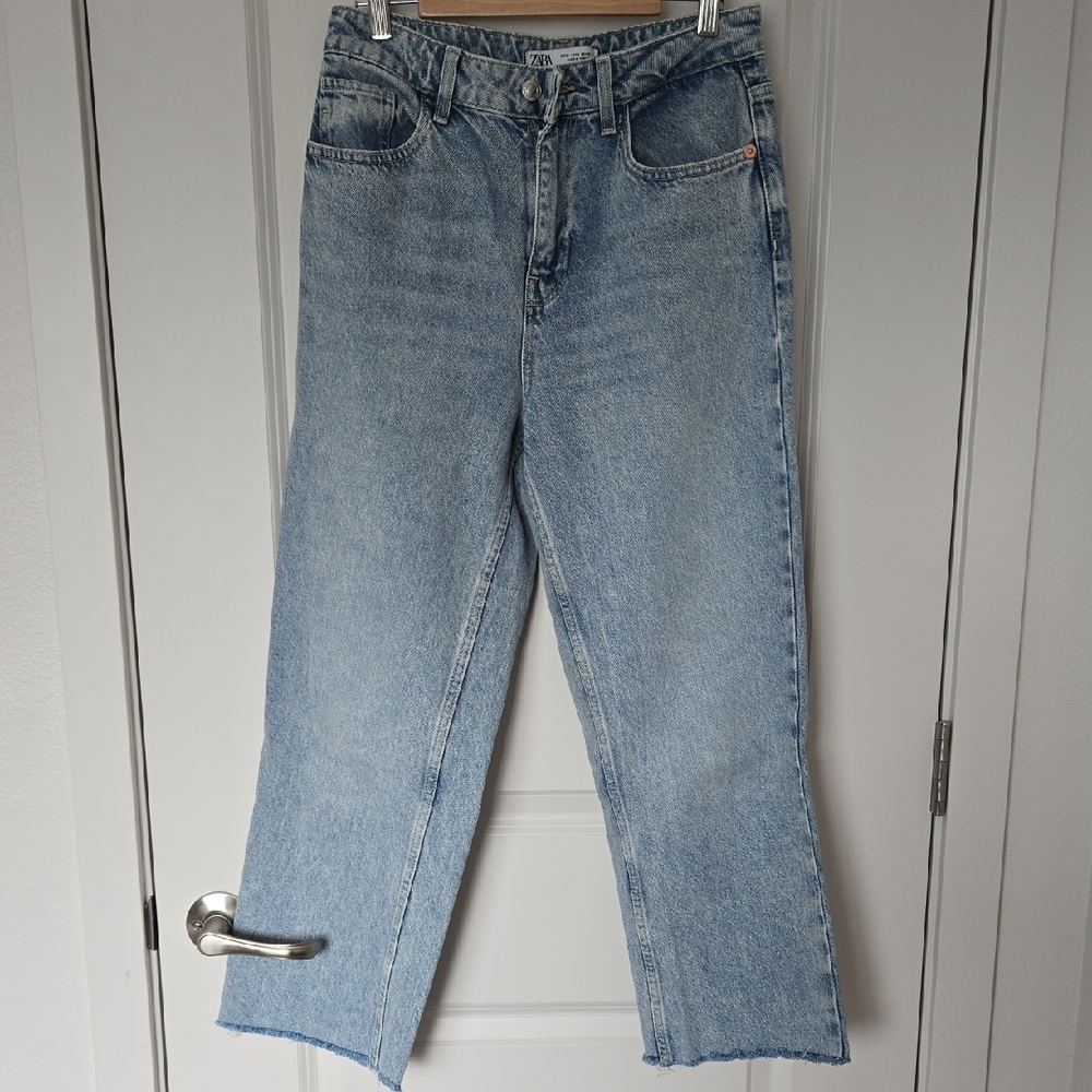 Zara Straight Leg Women's Jeans